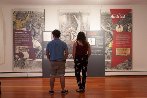 Students at Amistad CSSJ exhibit
